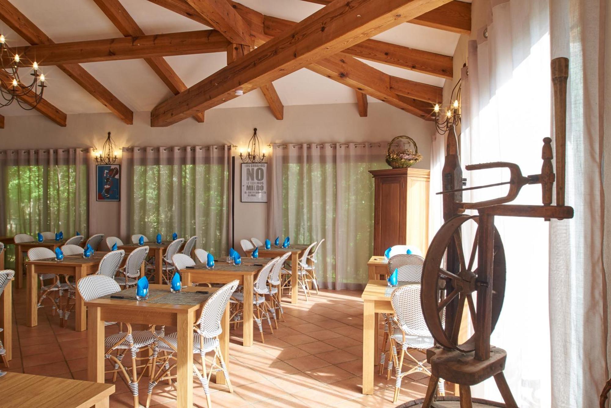 Camping Les Oliviers Porto (Corsica) Exterior foto