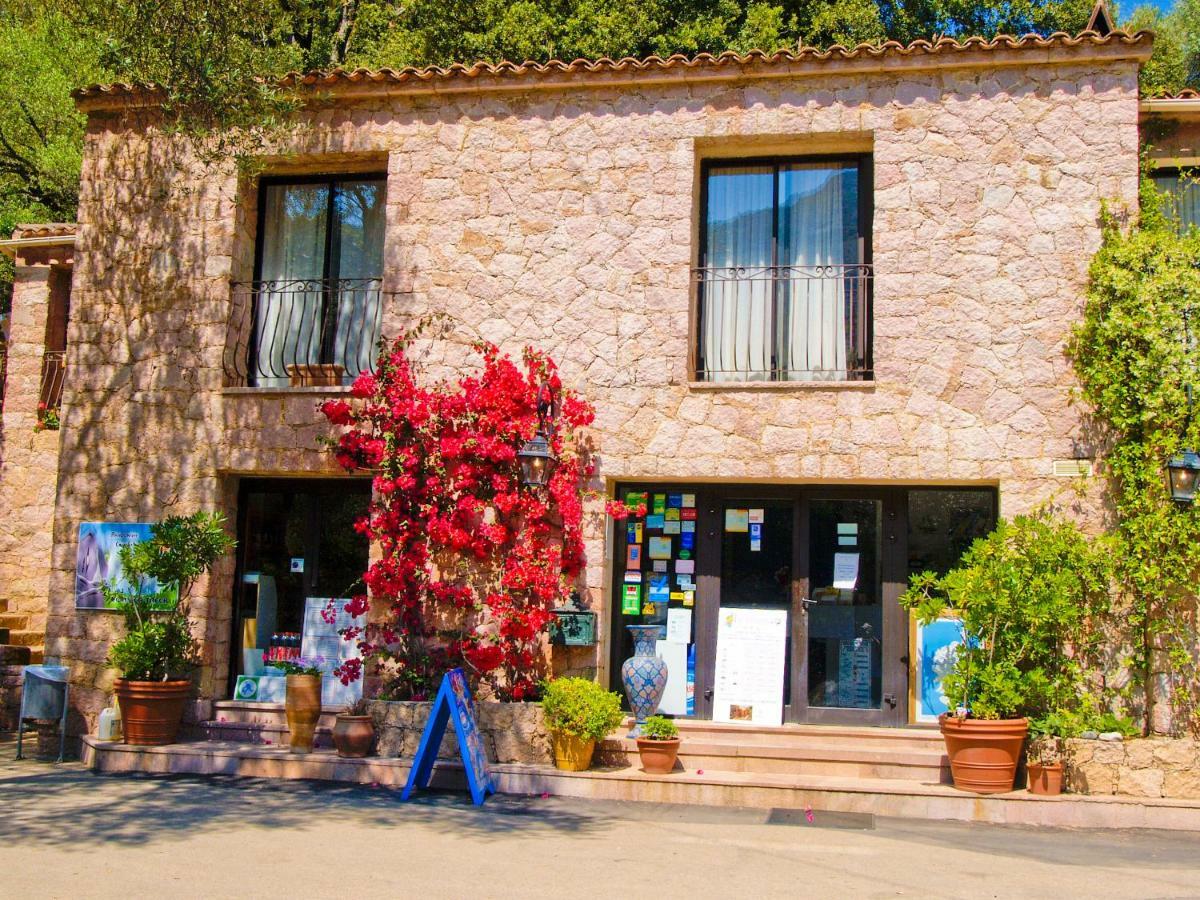 Camping Les Oliviers Porto (Corsica) Exterior foto
