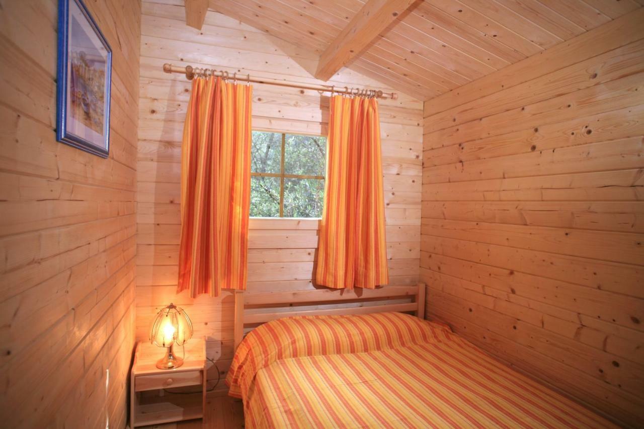 Camping Les Oliviers Porto (Corsica) Exterior foto